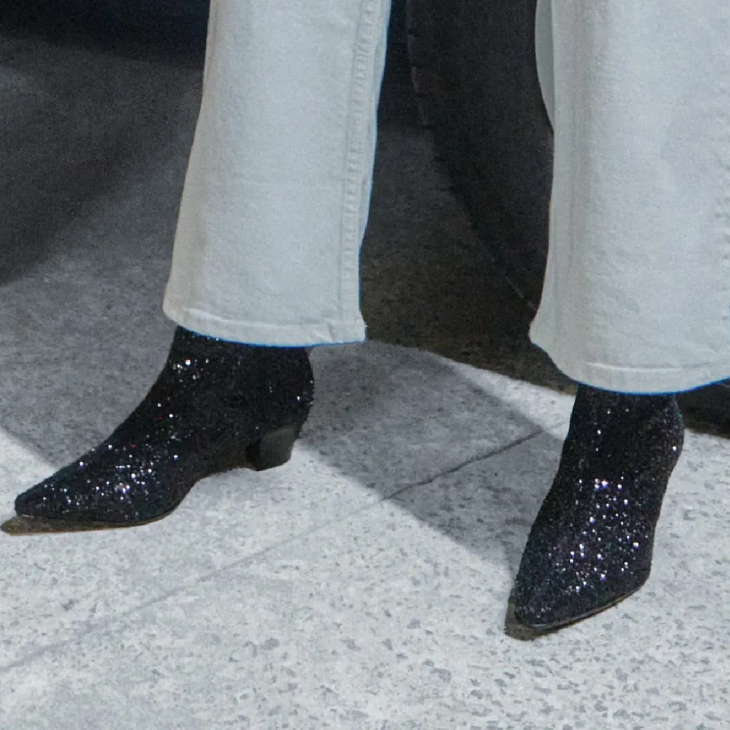 Funklende Glitterstøvlet