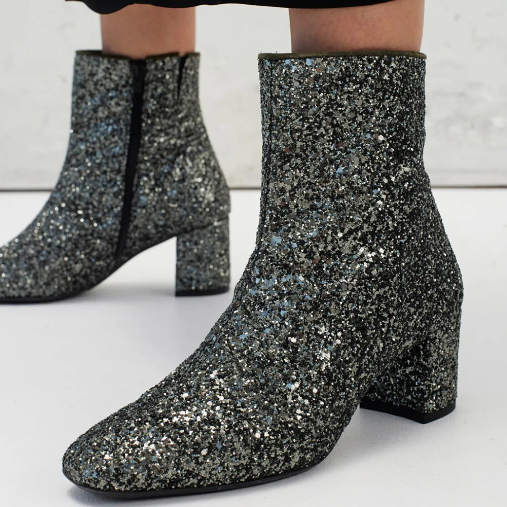 Funklende Glitterstøvlet