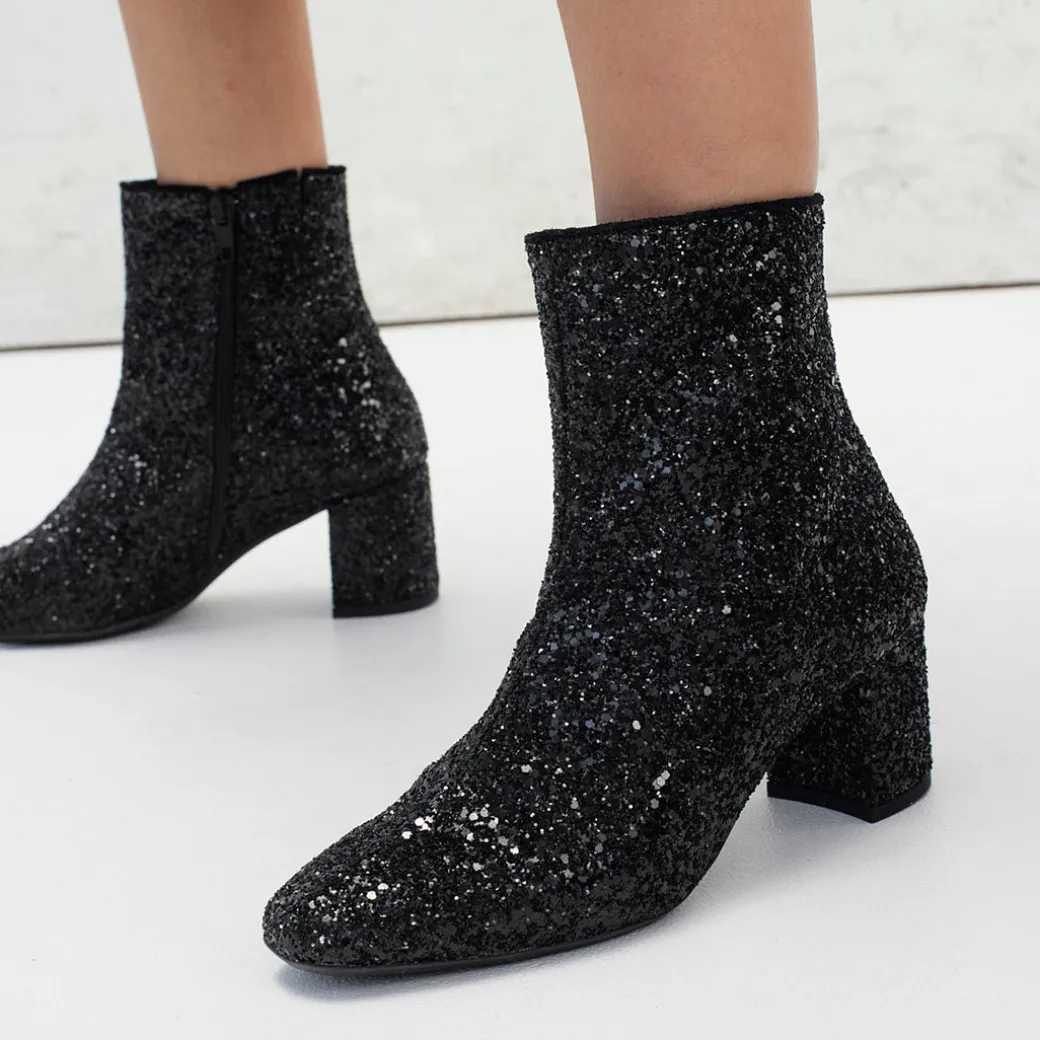 Funklende Glitterstøvlet