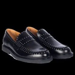 Klassisk Penny Loafer Med Dekorative Sølvnitter