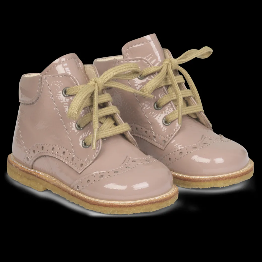 Klassisk Snøresko Med Brogue Detaljer