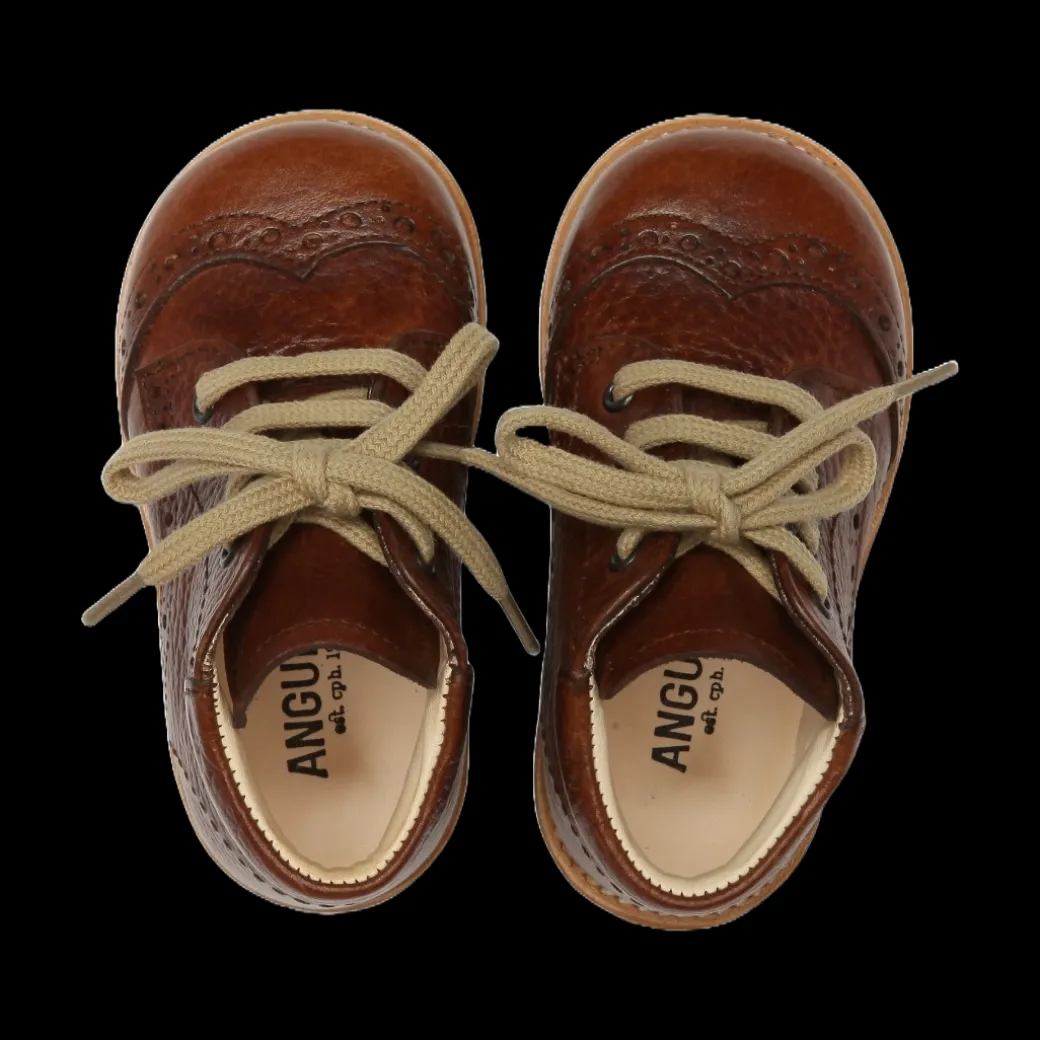 Klassisk Snøresko Med Brogue Detaljer