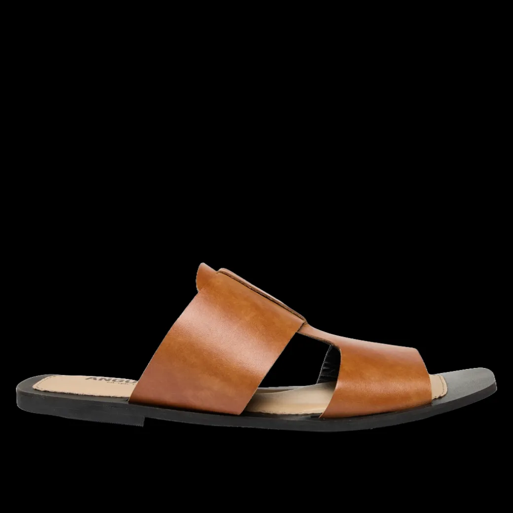 Sandal