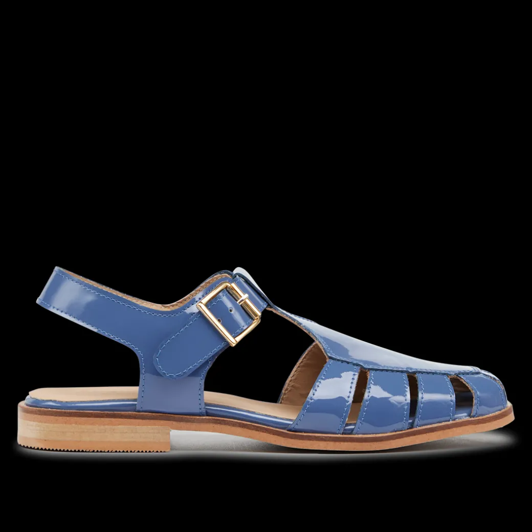 Sandal