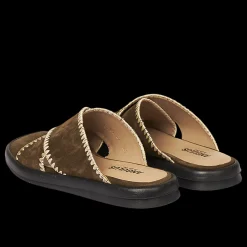 Sandal