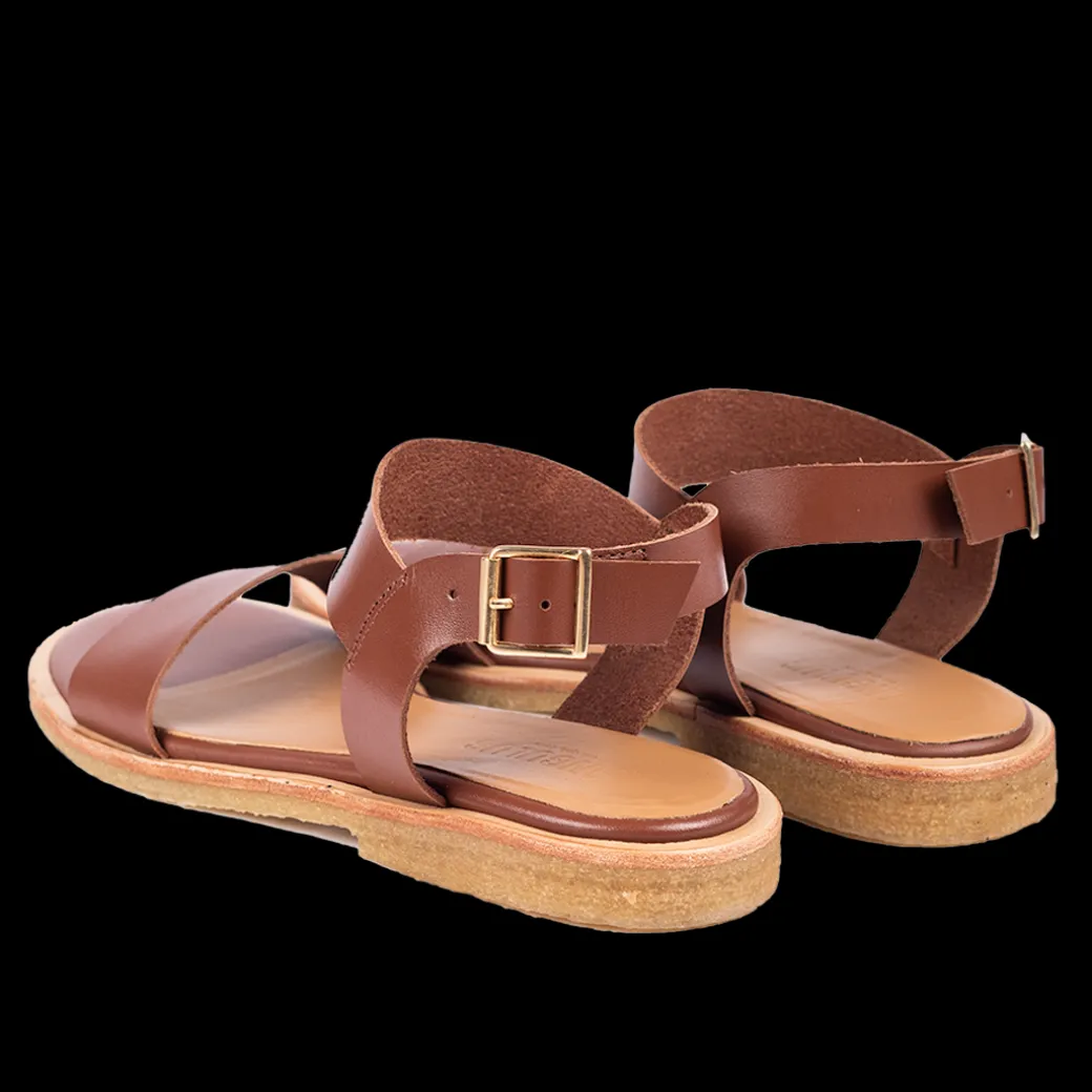 Sandal Med Guldspænde