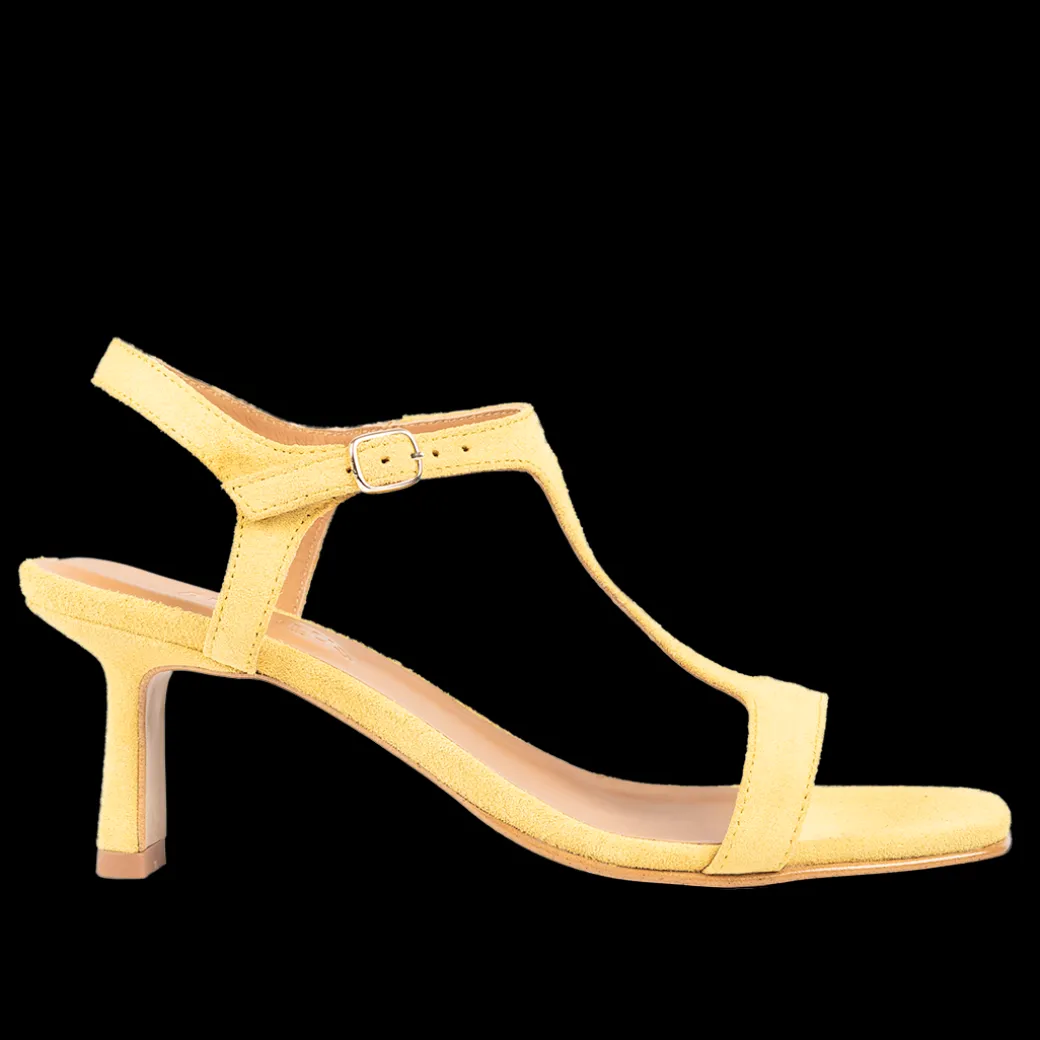 Sandal Med Hæl