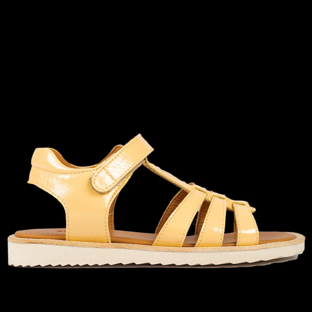 Sandal Med T-rem Og Velcrolukning
